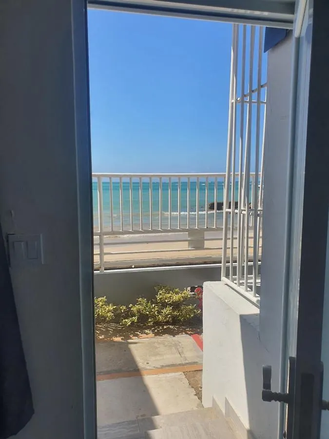 Sea Breezer Vacation Ocean Front En Condominio Playa Mar San Juan