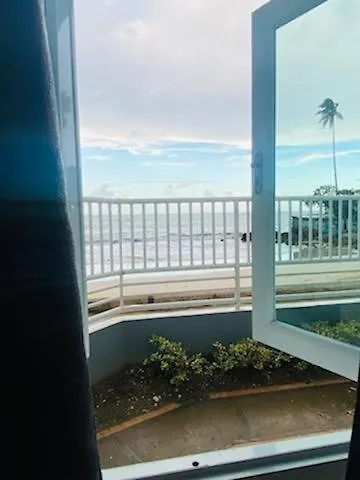 Sea Breezer Vacation Ocean Front En Condominio Playa Mar San Juan 0*,  Puerto Rico