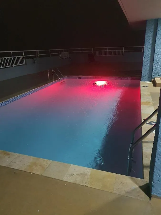 Sea Breezer Vacation Ocean Front En Condominio Playa Mar San Juan